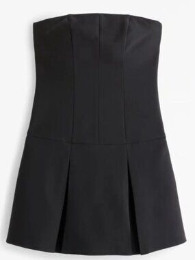Abercrombie & Fitch Strapless Pleated Skort